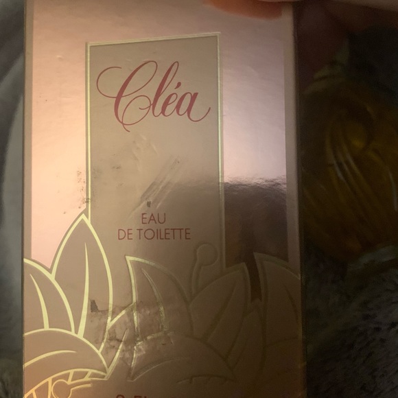 VINTAGE- It’s new in the box-but the box looks bad- Yves Rocher - Picture 7 of 15